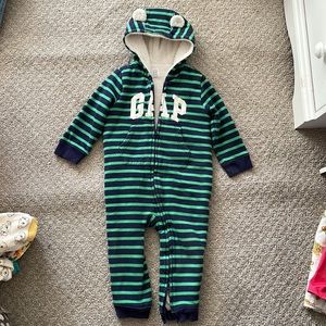 ♥️Baby gap onesie warm jacket snow suit hoodie